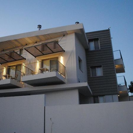 ארגאקה Agnanti Apartments מראה חיצוני תמונה